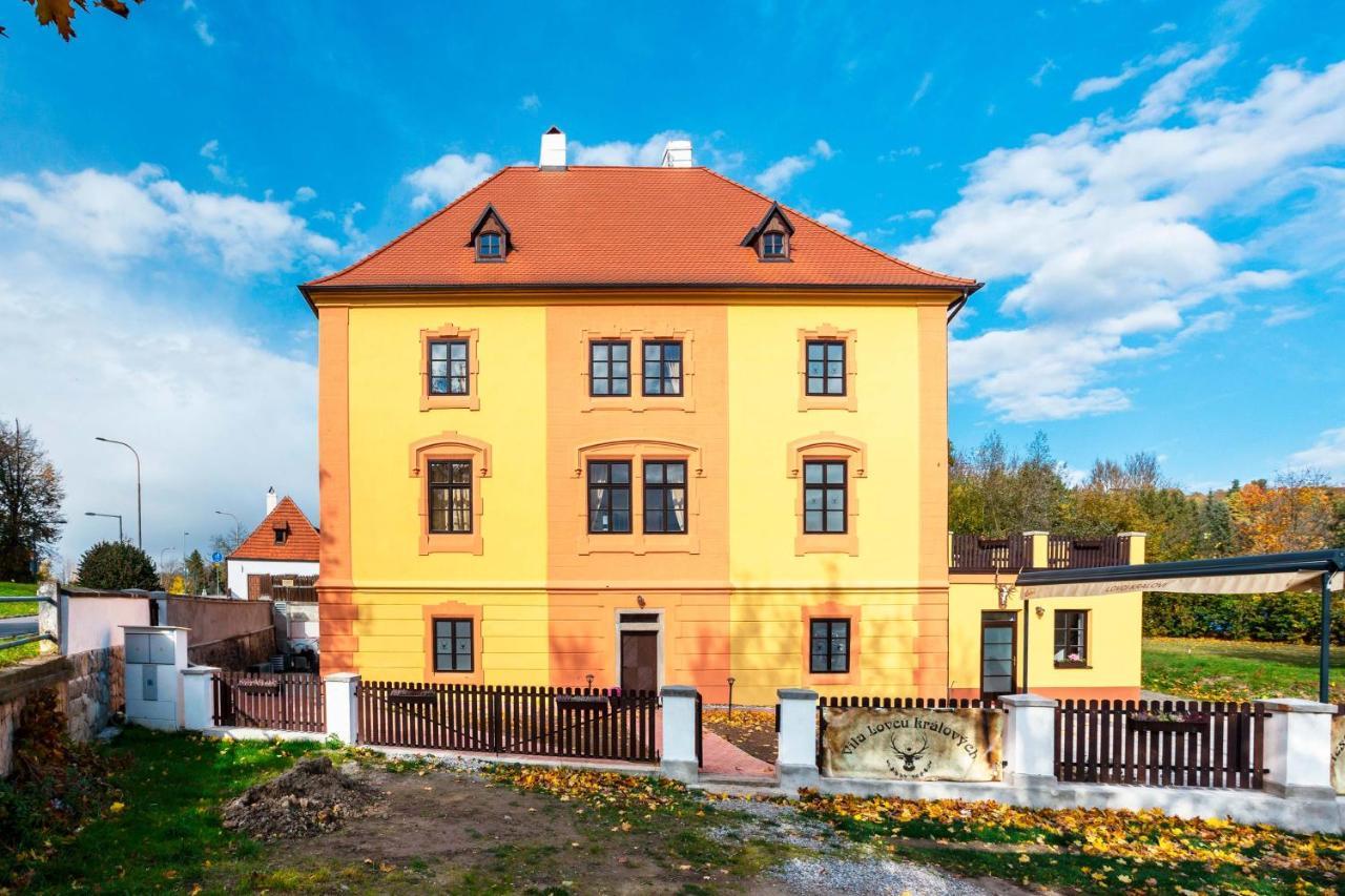 Vila Lovcu Kralovych Cesky Krumlov Luaran gambar